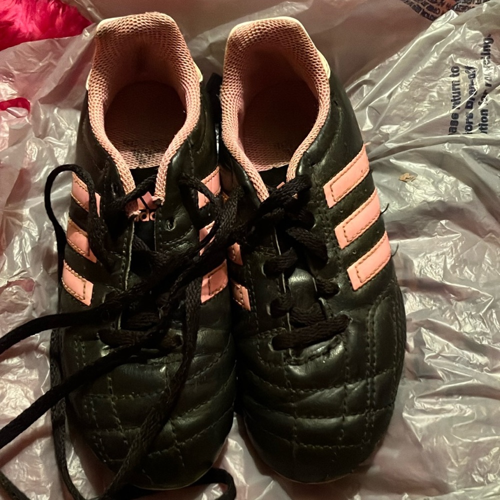 Adidas Soccer Cleats - Picture 1 of 9